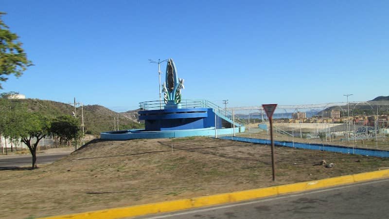 Monumento Distribuidor chaure - Image 1
