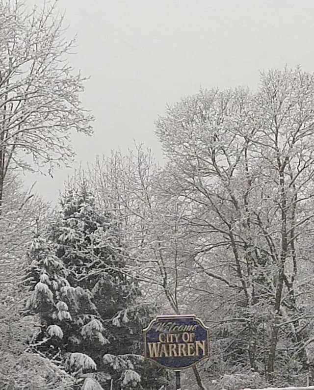 Market St. Welcome Sign North - Image 1