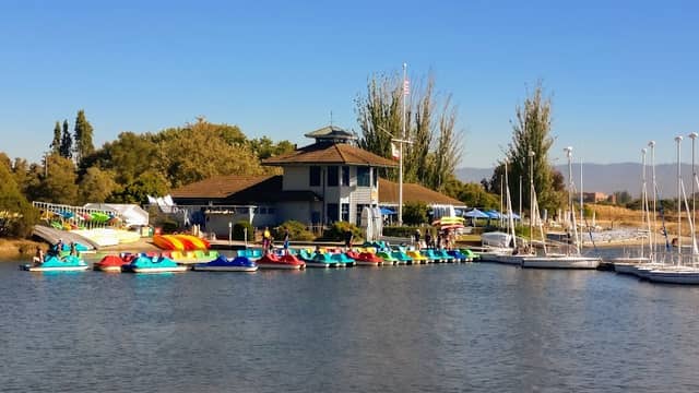 Shoreline Lake Boathouse - Image 2