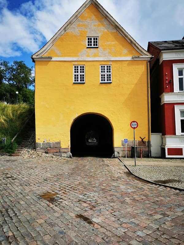 Landporten - Image 1