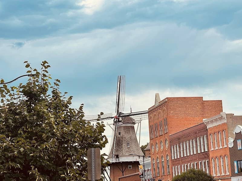 Downtown Pella District - Image 1