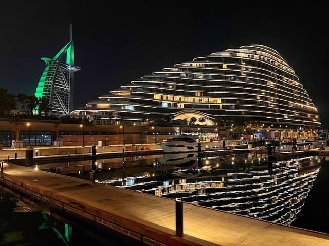 Burj Al Arab Corniche - Image 2