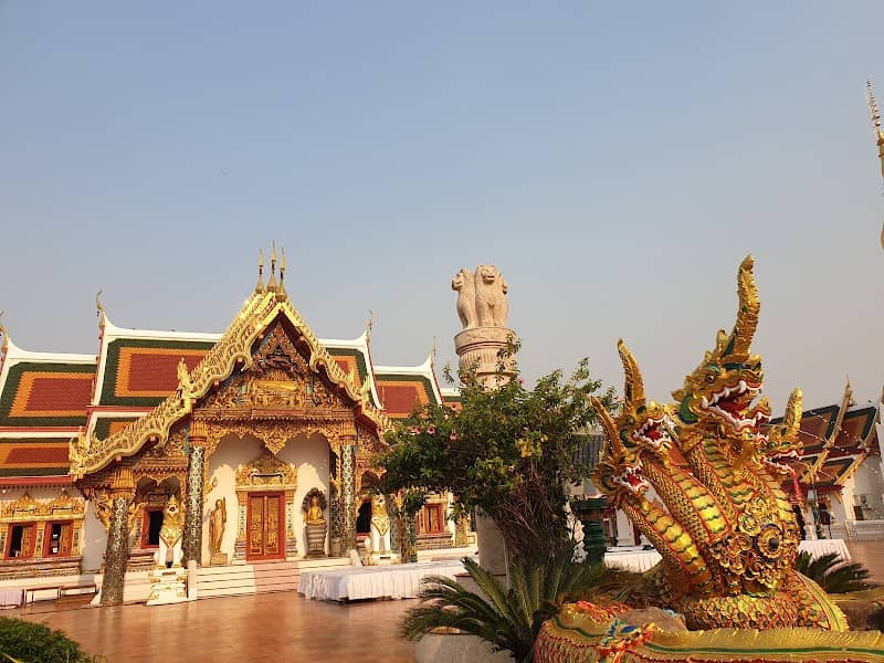 Wat Phra That Choeng Chum Worawihan - Image 3