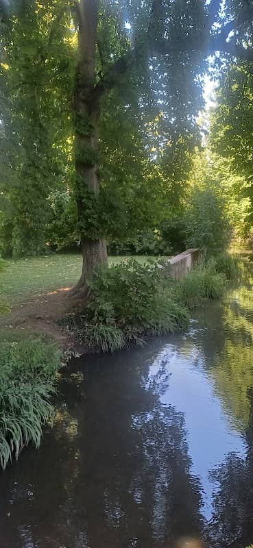 Petit Versailles - Image 1