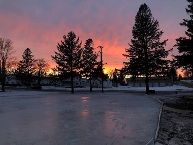 Ice skating rink - Image 1