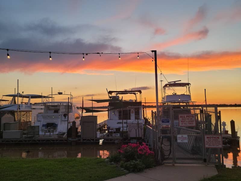 Red River South Marina & Resort - Image 2