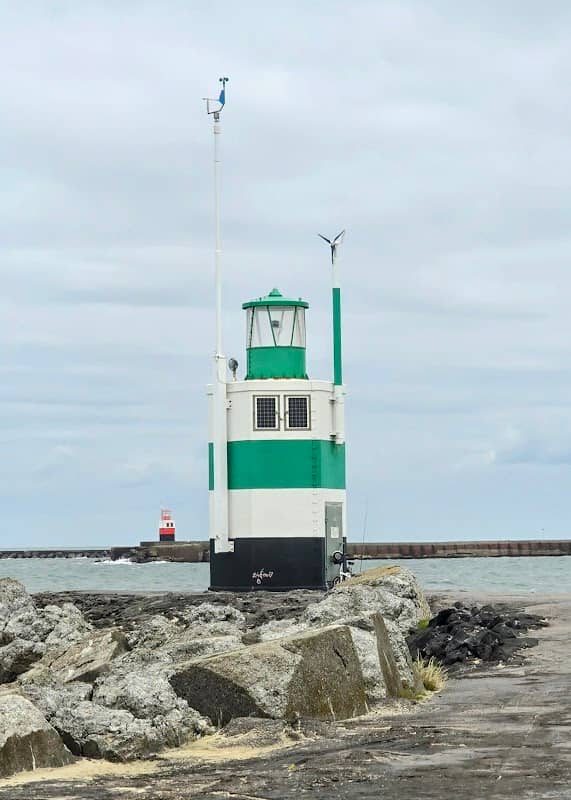 IJmuiden South Inner Pierhead Lighthouse - Image 1