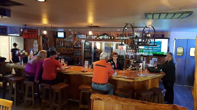 Sandbagger Saloon - Image 1