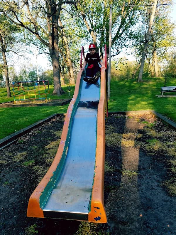 Nims Park - Image 2