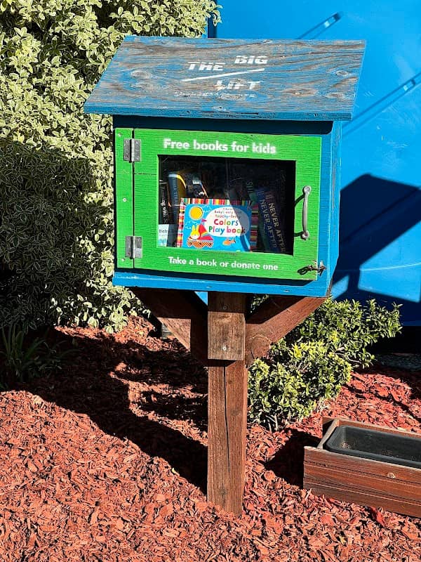 Little Free Library - Image 2