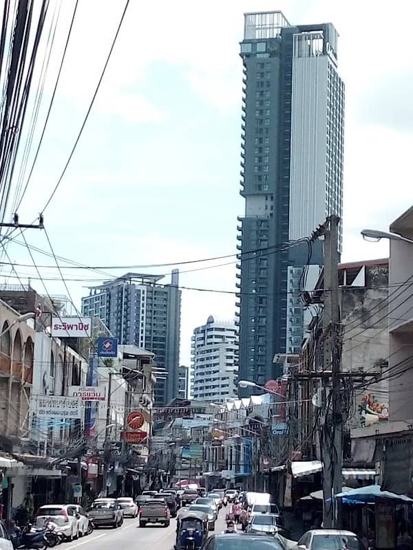 วงเวียนหอนาฬิกา ตลาดสด - Clock Tower Circle at Fresh Market - Image 3