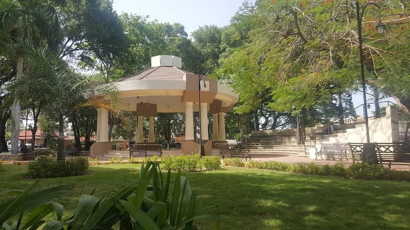 Amado Franco Bido Park - Image 1