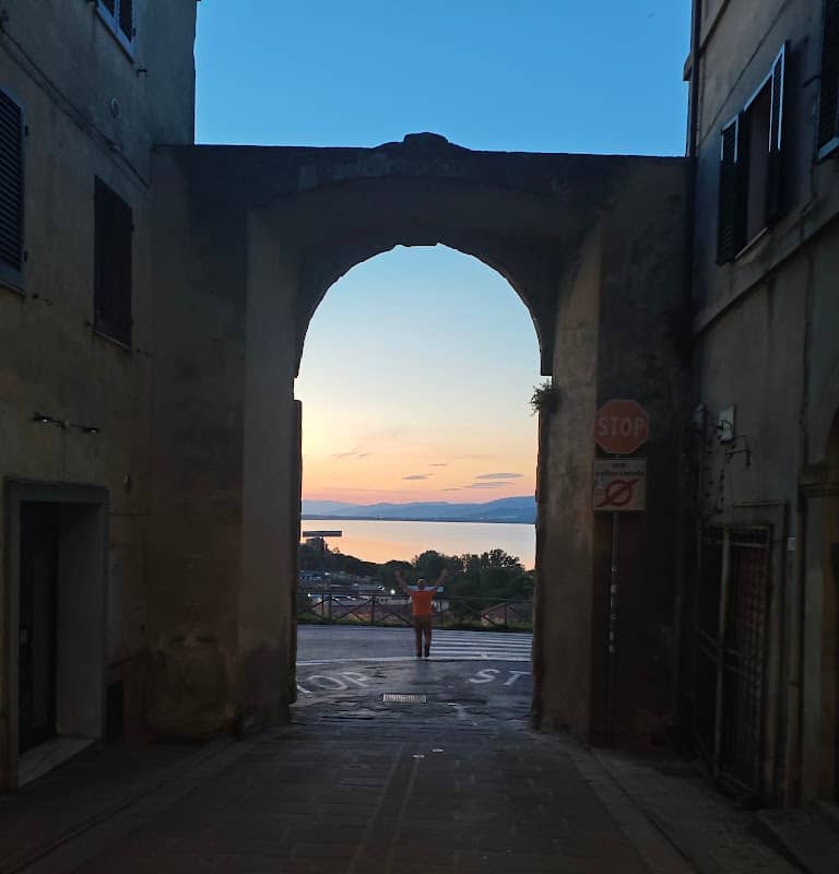Arco - Image 2