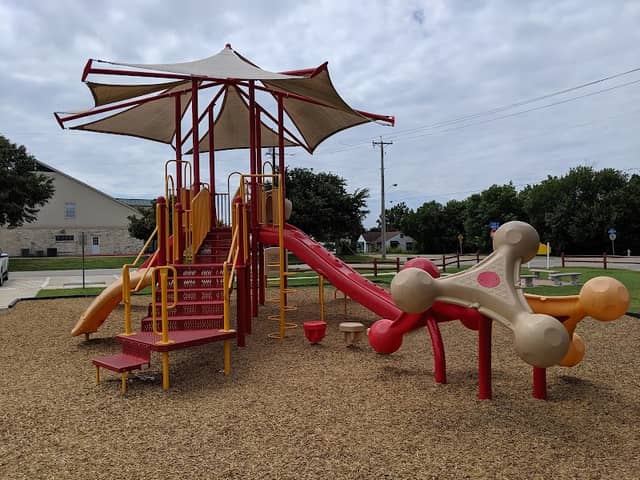 Firefighters Park - Image 1
