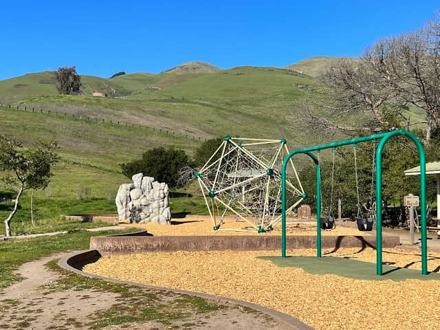 Kids Playground at ED R Levin Park - Image 1