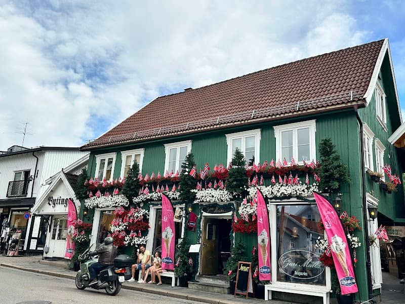 Drøbak torg - Image 1
