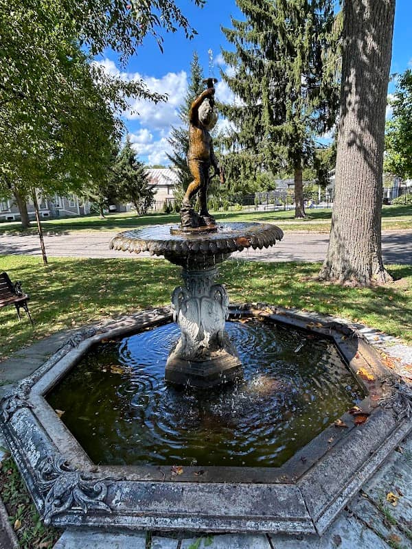 Champ Park - Image 1