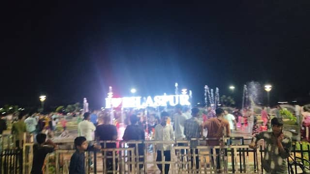 Musical fountain - Image 2