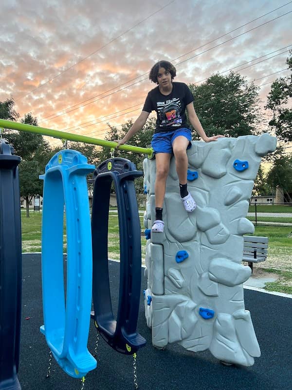 Wantz Park - Image 2