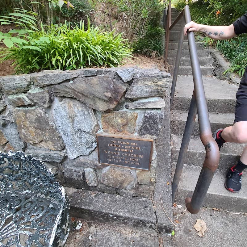 The FountainArea - Image 1