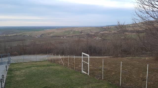Le Chateau - Image 1