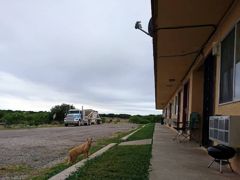 Slumber Inn - Image 1