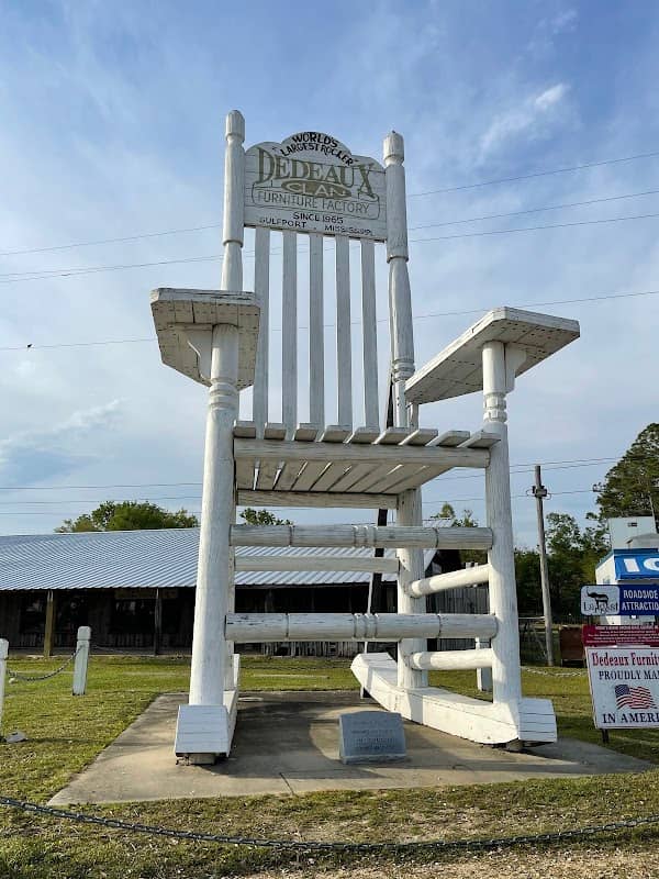 World's Largest Rocking Chair - Image 1