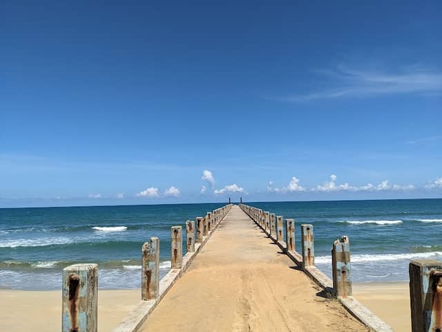 Old Cruise Ship Jetty Kijal - Image 1