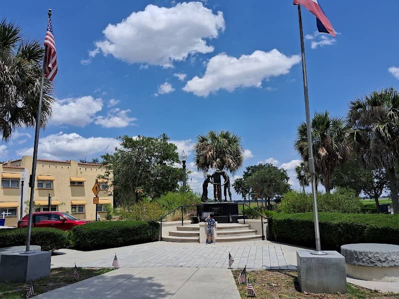 Kissimmee Lakefront Park - Image 1