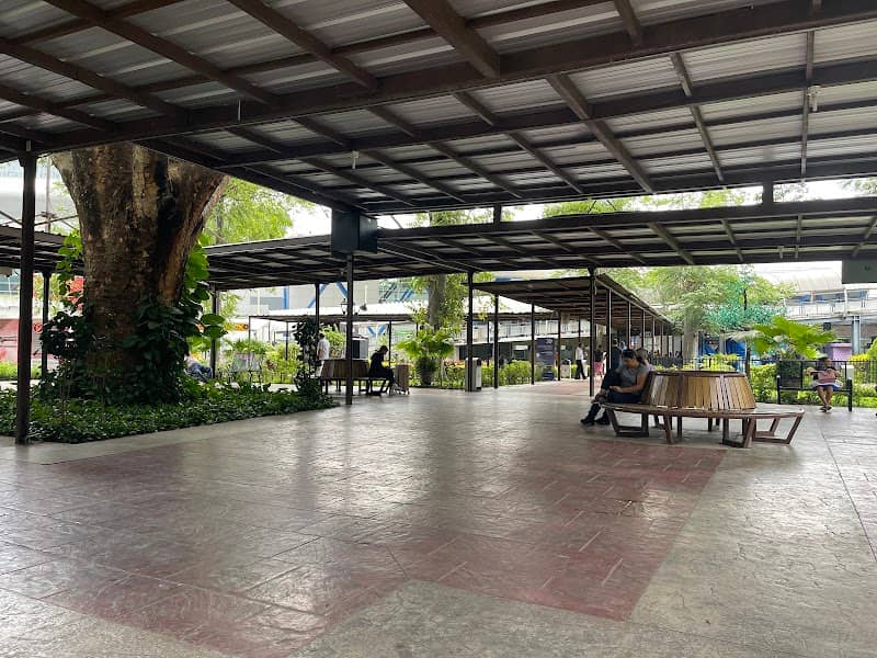 Welcome Plaza - Image 2