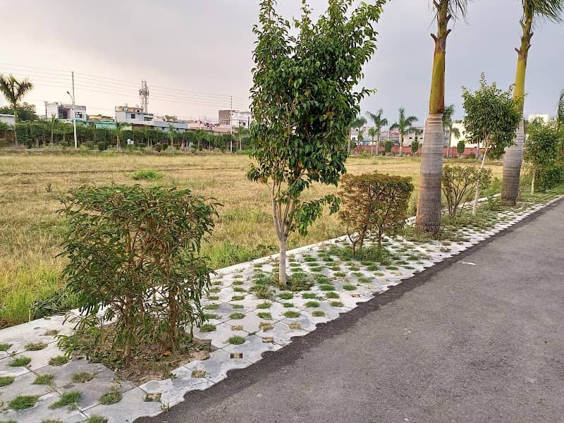 Children's Park - Image 1