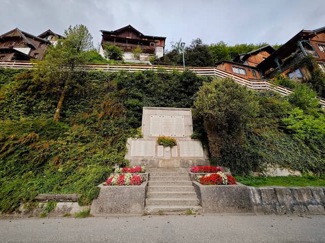 Memorial to the Victims of the First and Second World War - Image 2