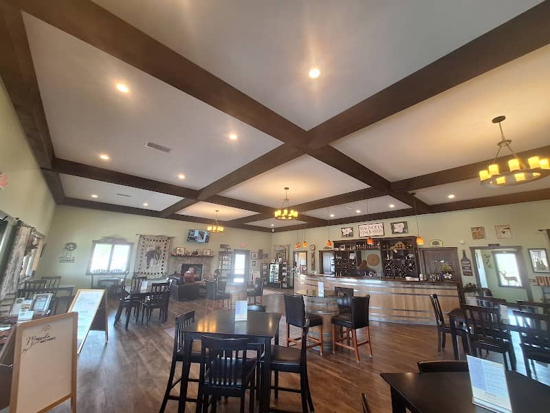 Magnolia Vineyards - Image 1
