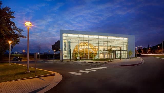 Evansville Museum - Image 2