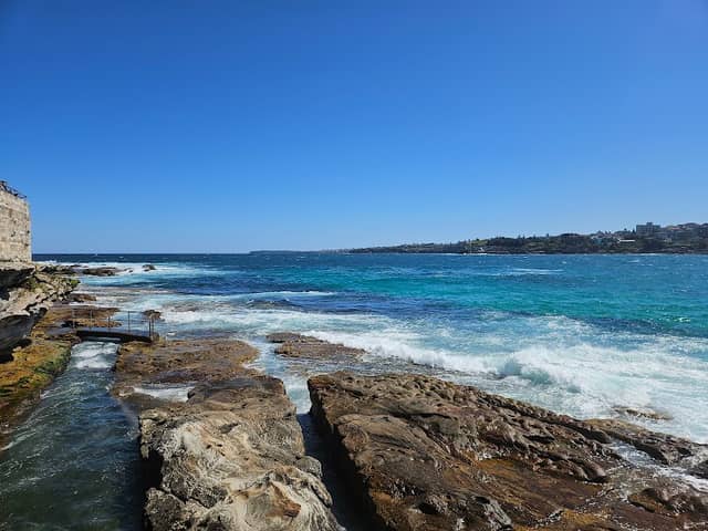 Bondi Beach Aboriginal Rock Art Tours - Image 3