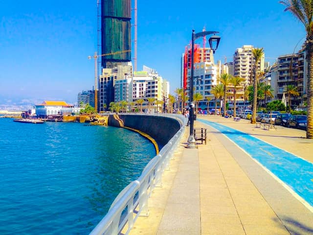 Corniche Ain Mreisse - Image 1