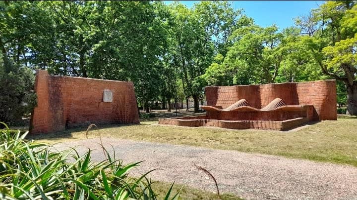 La Fuente de Eladio Dieste - Image 1