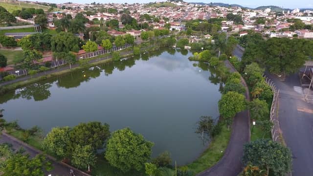 Lago Da Dinda-Espirito Santo Do Pinhal - Image 1
