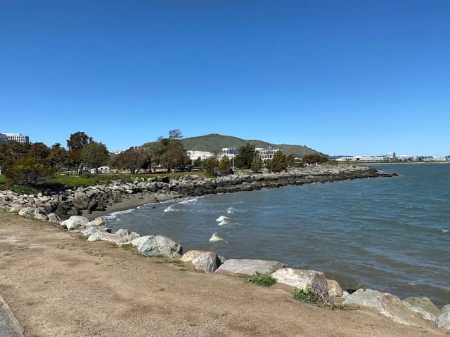 Point San Bruno Park - Image 1