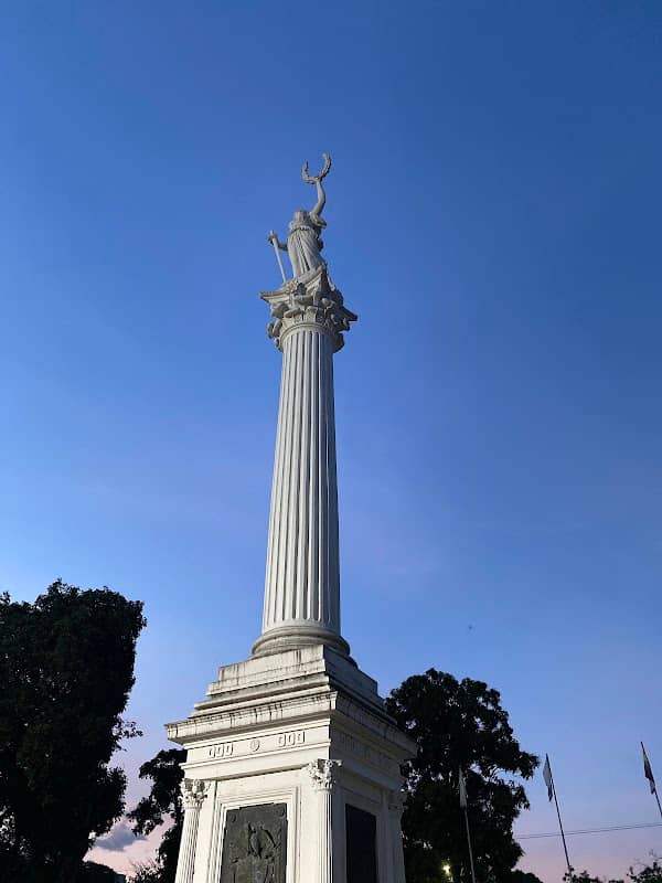 La Victoria Park - Image 1