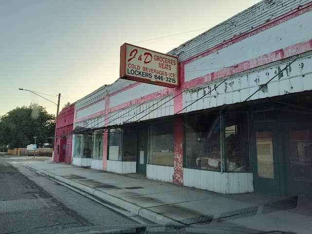 Buisness buildings - Image 1