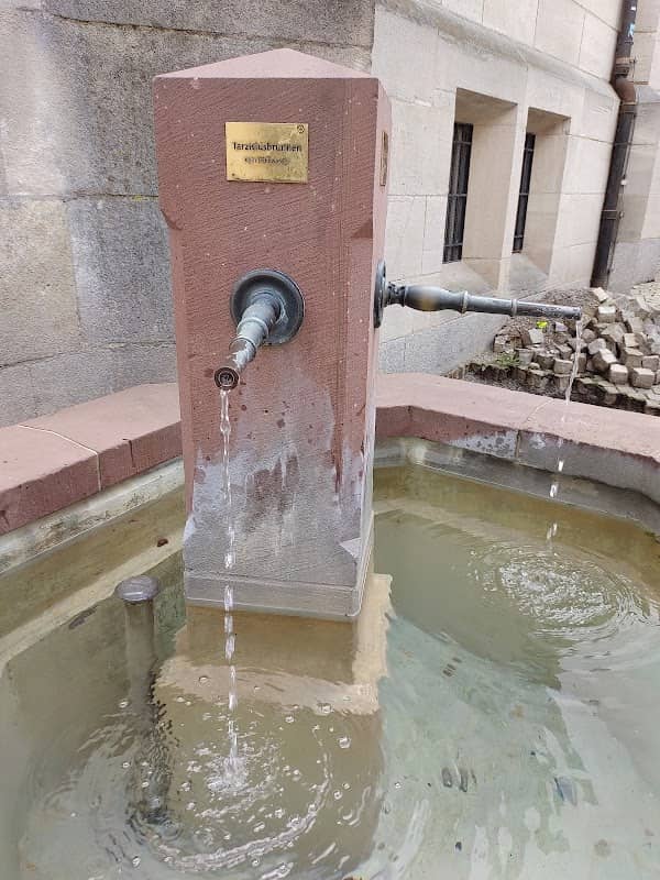 Tarziusbrunnen - Image 2