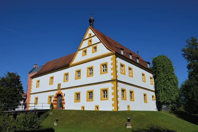 Schloss Wernsdorf - Image 1