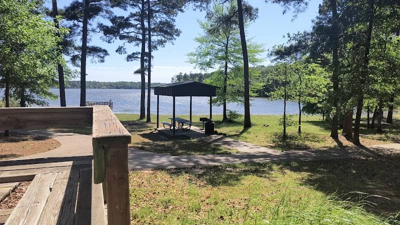 Lake Gilmer Park - Image 1