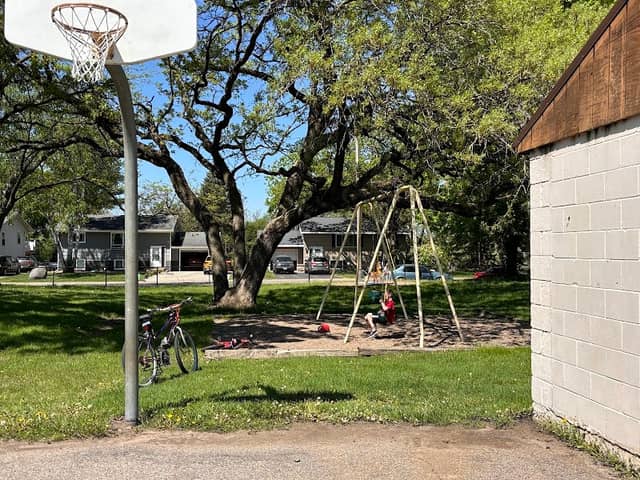 Lions Park - Image 2