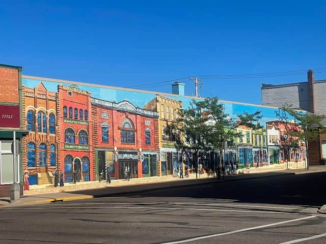 Ashland Mural Walk - Image 1