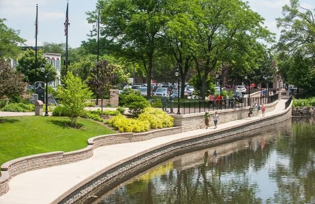 Riverwalk Park - Image 3