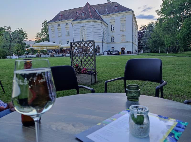 Schloss Park - Image 1