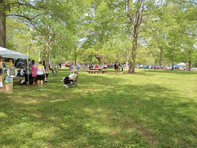 West End City Park - Image 1