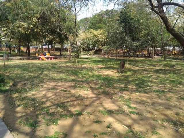 Saket Park - Image 1